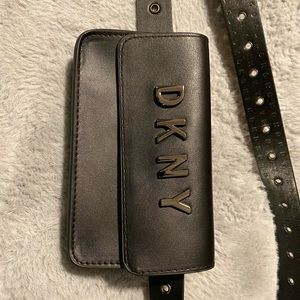 NWT DKNY phone belt bag